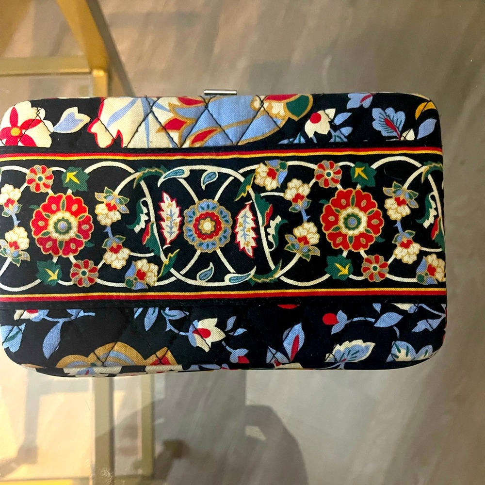 Vera Bradley Vintage Flat Clip Wallet